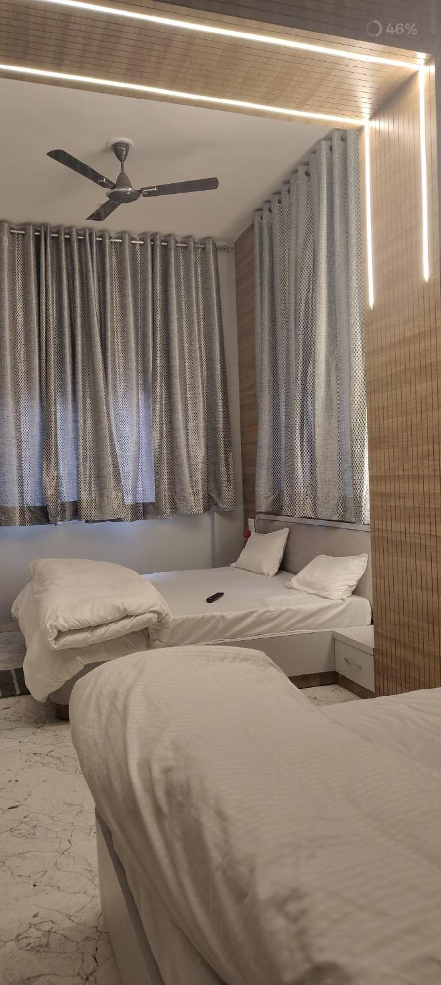Hotel The Maheshwari Residency à Ayodhya Extérieur photo
